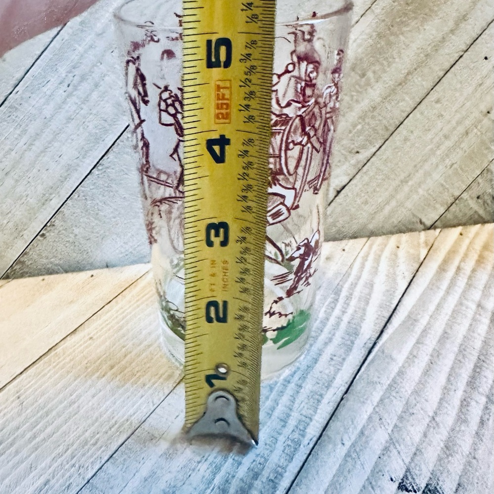 Vintage The Buggy Horse Drawn Carriage Glass Tumbler Maroon Parade Graphic 5.75" - Picture 4 of 4